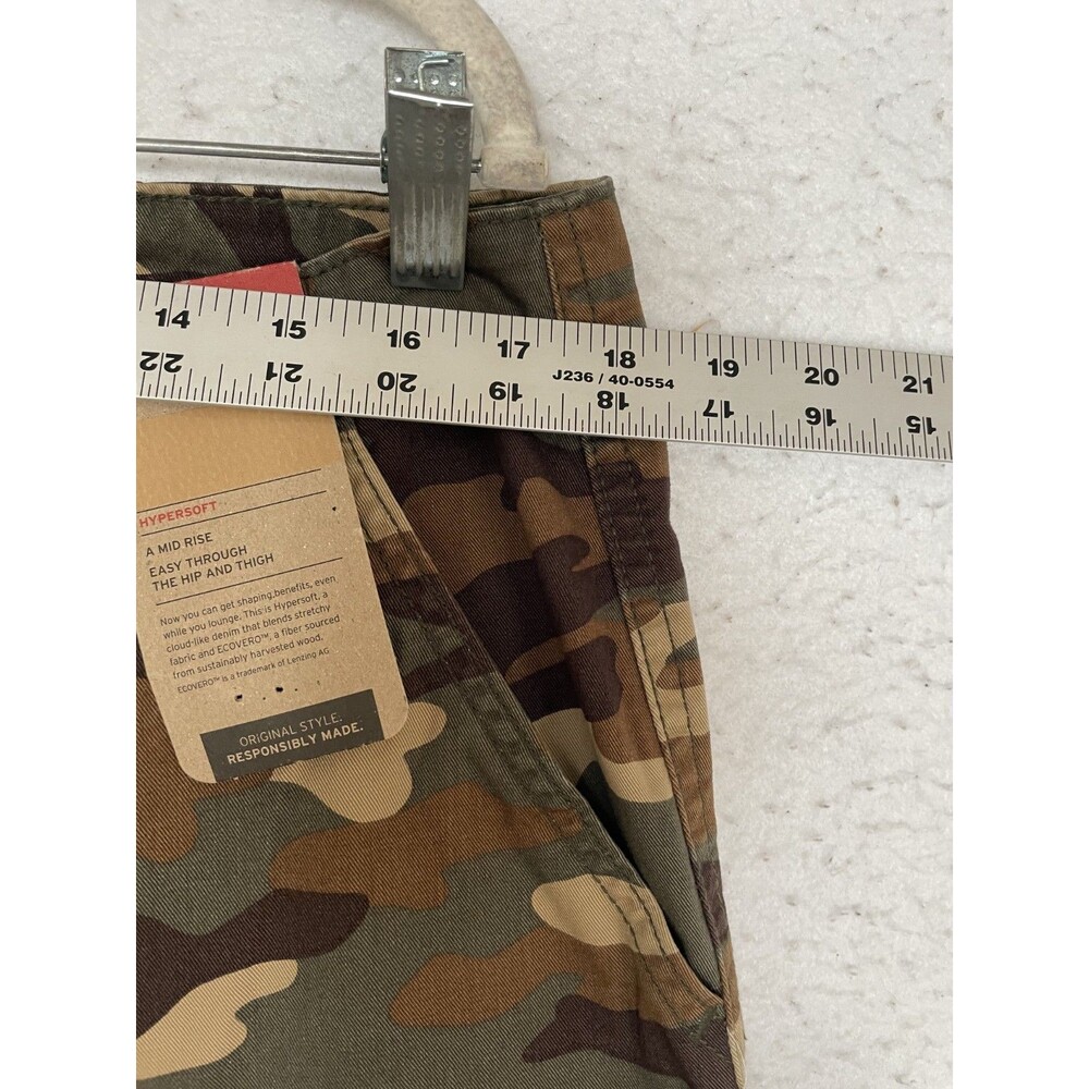 Levi's Women's 94' Baggy Cargo Pants Camo 32x30 (actual 36x30) Green Earth - Picture 5 of 8
